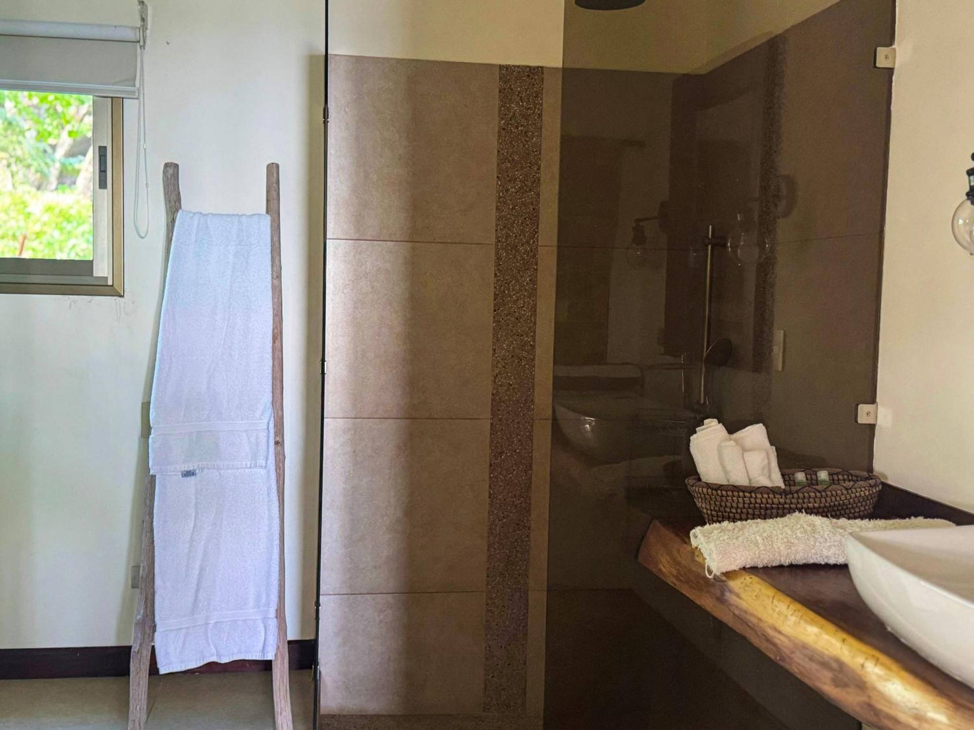Cocobolo Beach Boutique Hotel San Juanillo Eksteriør billede